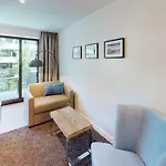 Апартаменты White Pearl 1.15 *