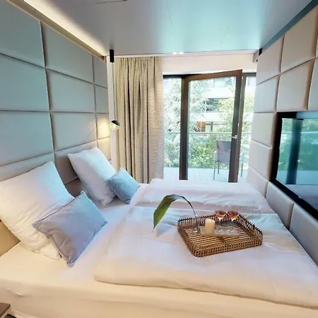 Апартаменты White Pearl 1.15 *